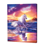 Załaduj obraz do przeglądarki galerii, Biały koń na plaży | Haft Diamentowy
